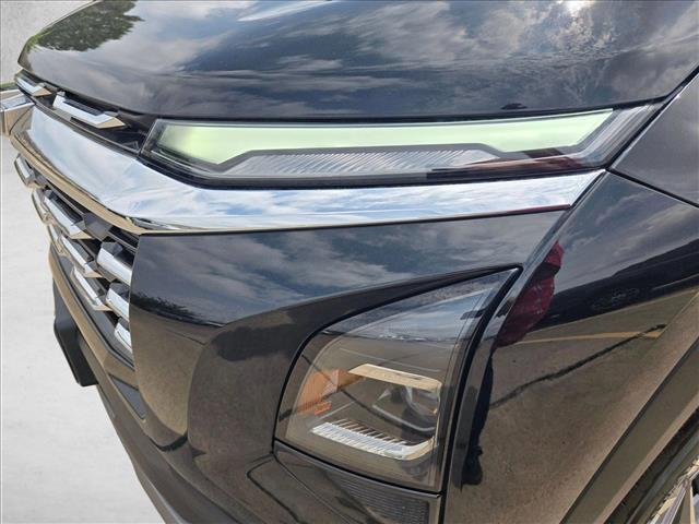 used 2025 Chevrolet Equinox car, priced at $24,295