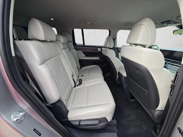 used 2025 Hyundai Santa Fe car, priced at $30,995