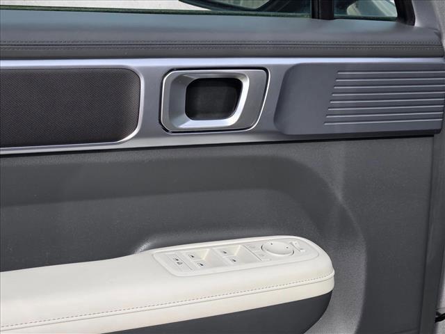 used 2025 Hyundai Santa Fe car, priced at $30,995
