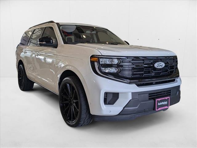 new 2025 Ford Expedition car, priced at $77,990