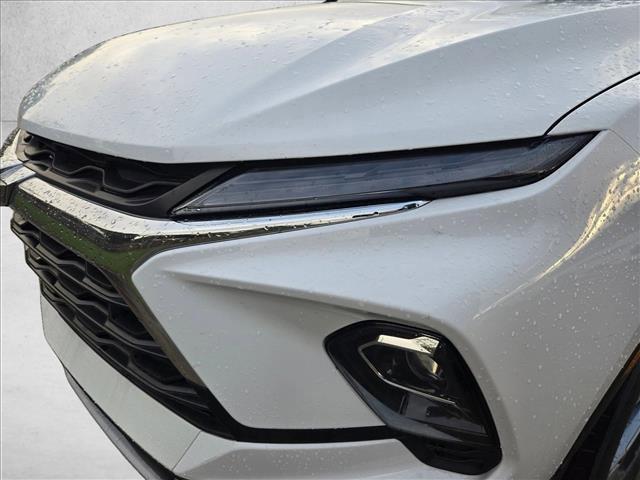 used 2025 Chevrolet Blazer car, priced at $26,220