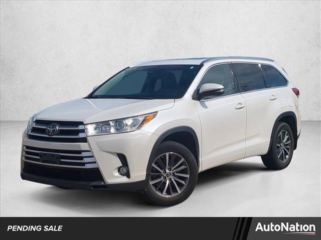used 2017 Toyota Highlander car, priced at $16,295