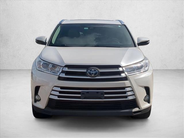 used 2017 Toyota Highlander car, priced at $16,295