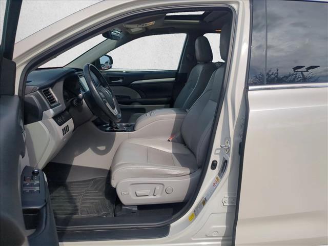 used 2017 Toyota Highlander car, priced at $16,295