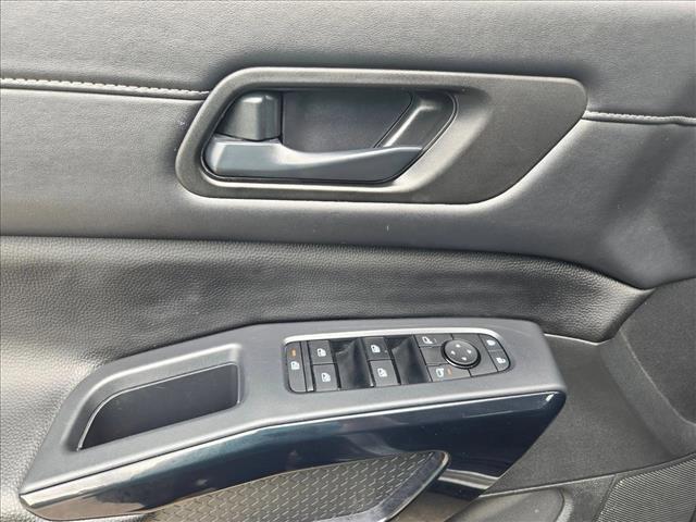 used 2025 Nissan Pathfinder car, priced at $29,995