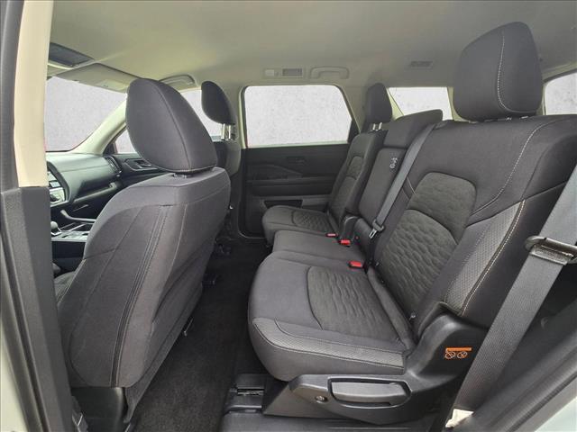 used 2025 Nissan Pathfinder car, priced at $29,995