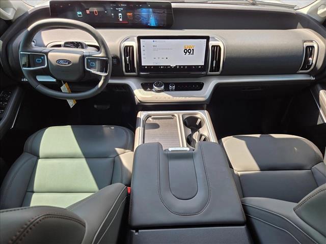 new 2025 Ford Expedition car, priced at $61,995