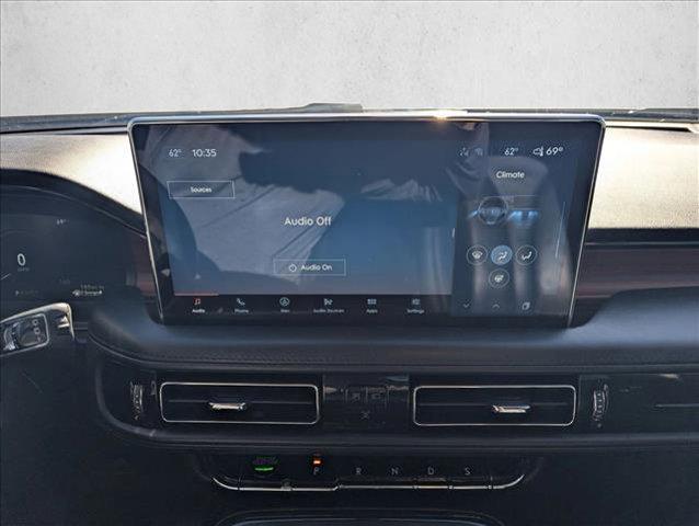 used 2022 Lincoln Nautilus car, priced at $28,695