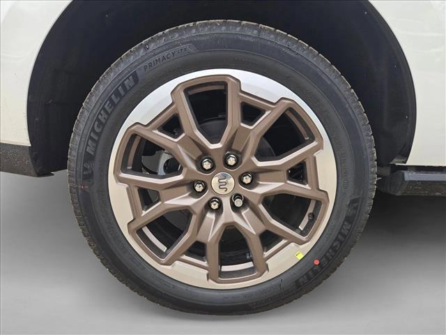 new 2026 Ford Expedition car, priced at $88,545