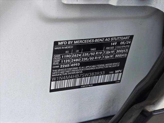 used 2025 Mercedes-Benz GLB 250 car, priced at $31,995