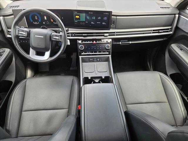 used 2025 Hyundai Santa Fe car, priced at $28,495