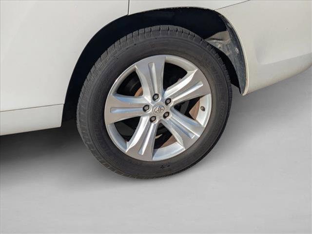 used 2010 Toyota Highlander car, priced at $9,995