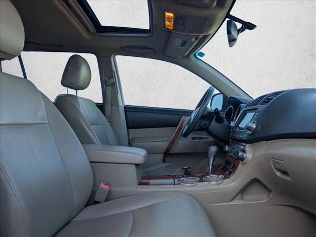 used 2010 Toyota Highlander car, priced at $9,995