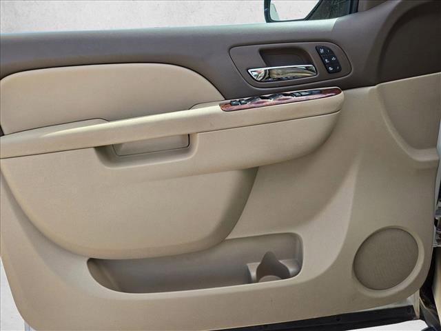 used 2014 Chevrolet Suburban car, priced at $17,995