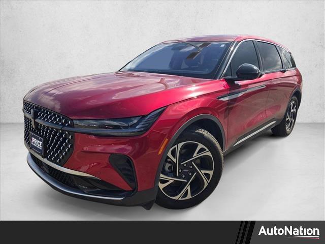 used 2025 Lincoln Nautilus car, priced at $49,220