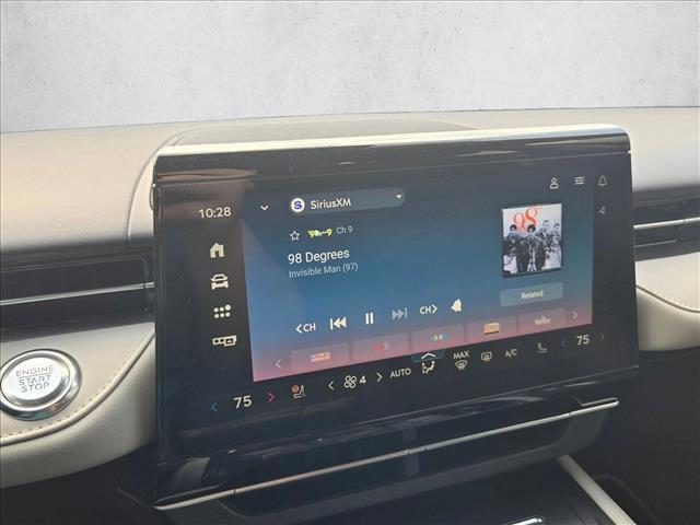 used 2025 Lincoln Nautilus car, priced at $49,220
