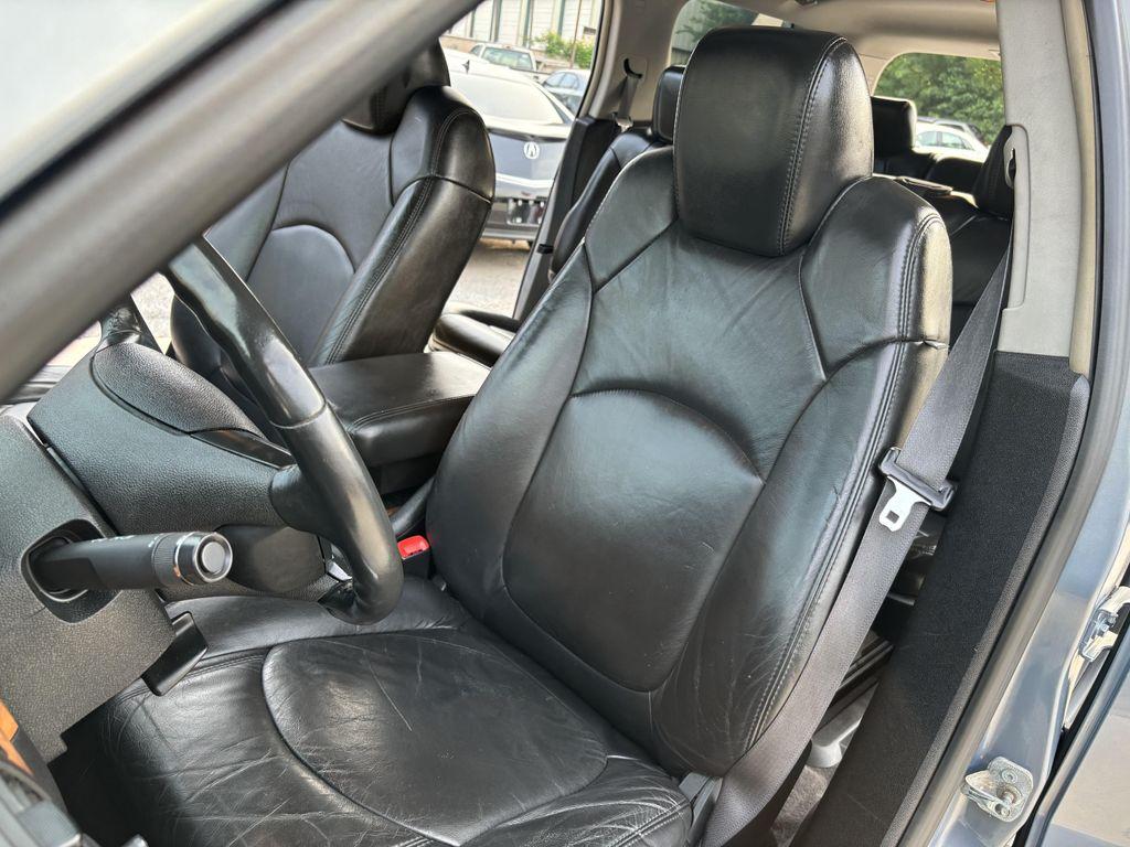 used 2008 Saturn Outlook car, priced at $3,495