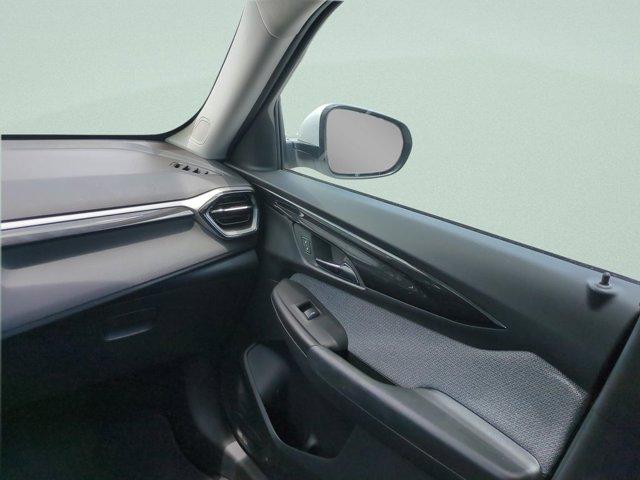 used 2025 Chevrolet TrailBlazer car, priced at $23,246