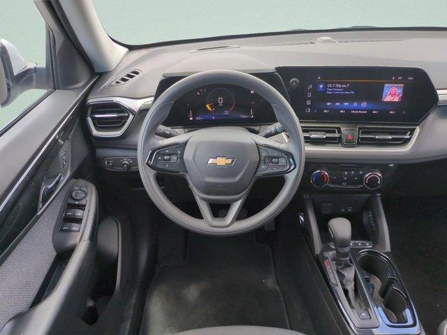 used 2025 Chevrolet TrailBlazer car, priced at $23,246