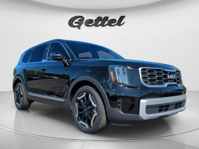 used 2025 Kia Telluride car, priced at $33,283