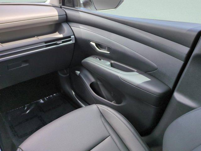 used 2025 Hyundai TUCSON Hybrid car, priced at $33,382