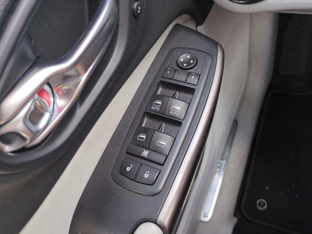 used 2019 Jeep Cherokee car, priced at $15,343