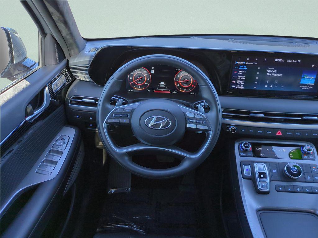 used 2025 Hyundai Palisade car, priced at $43,222