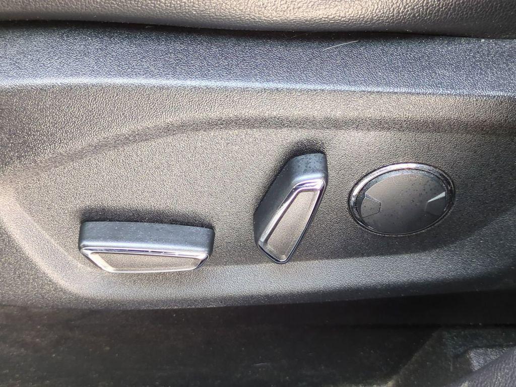 used 2017 Ford Edge car, priced at $10,000