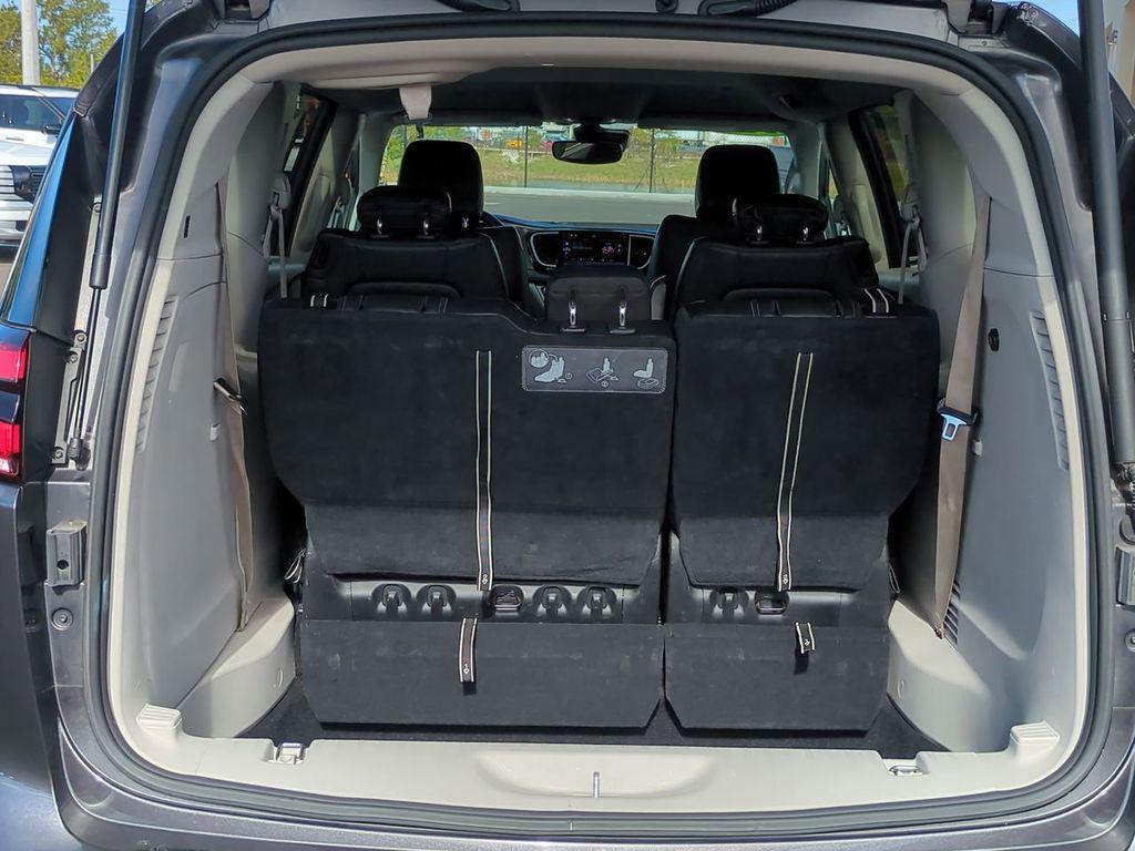 used 2021 Chrysler Pacifica car, priced at $16,320