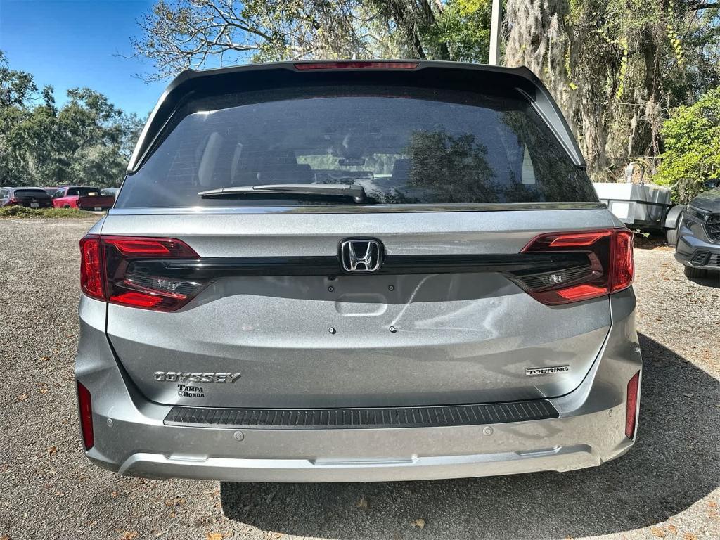 new 2026 Honda Odyssey car, priced at $45,662