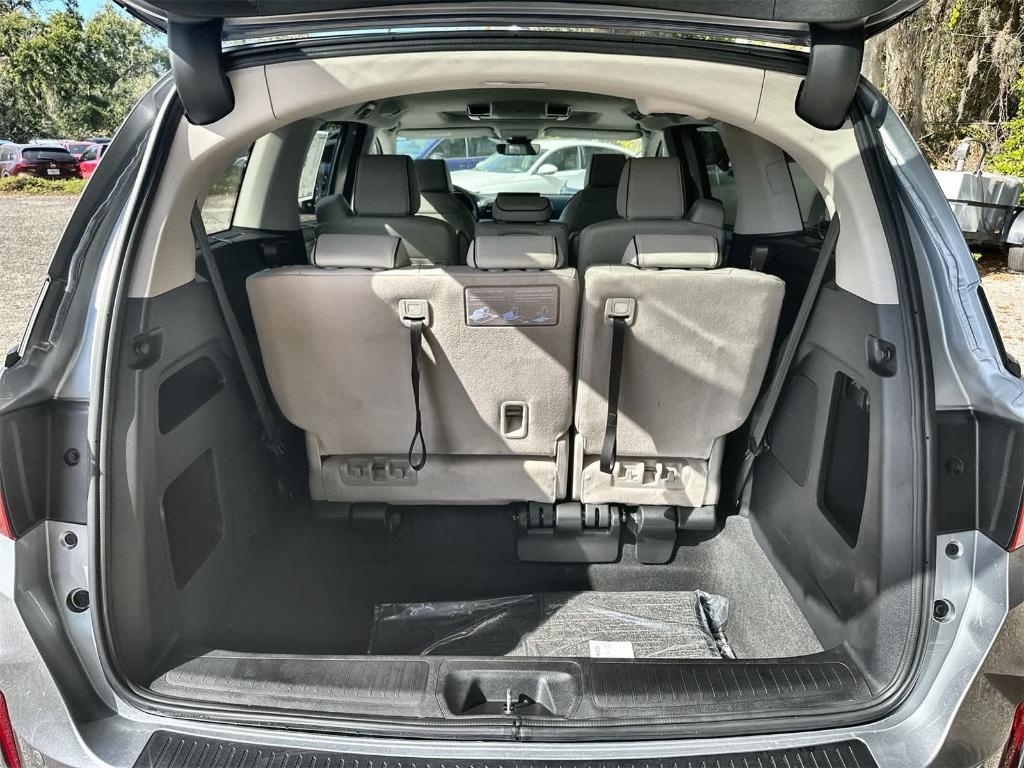 new 2026 Honda Odyssey car, priced at $45,662