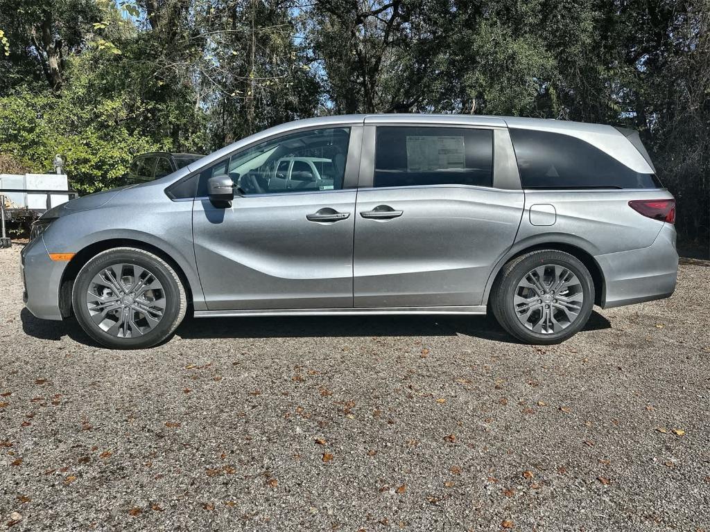 new 2026 Honda Odyssey car, priced at $45,662