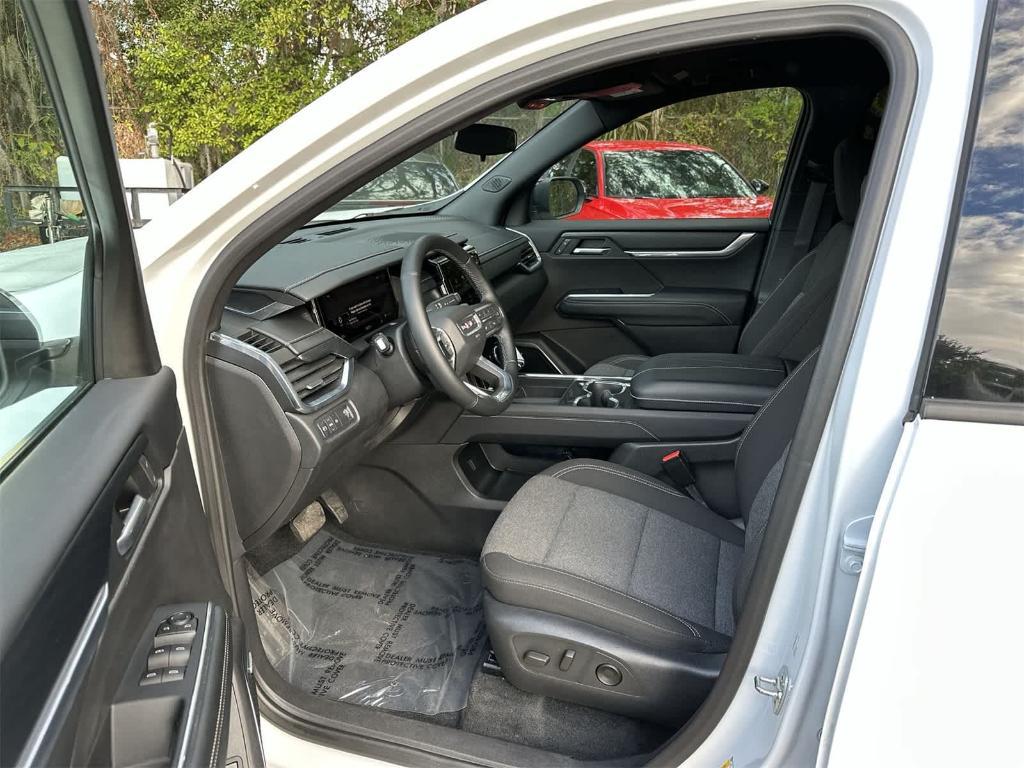 used 2025 GMC Acadia car, priced at $31,999