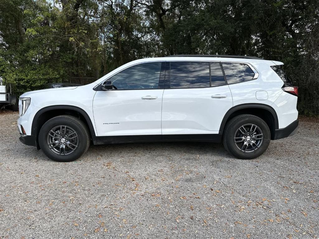 used 2025 GMC Acadia car, priced at $31,999