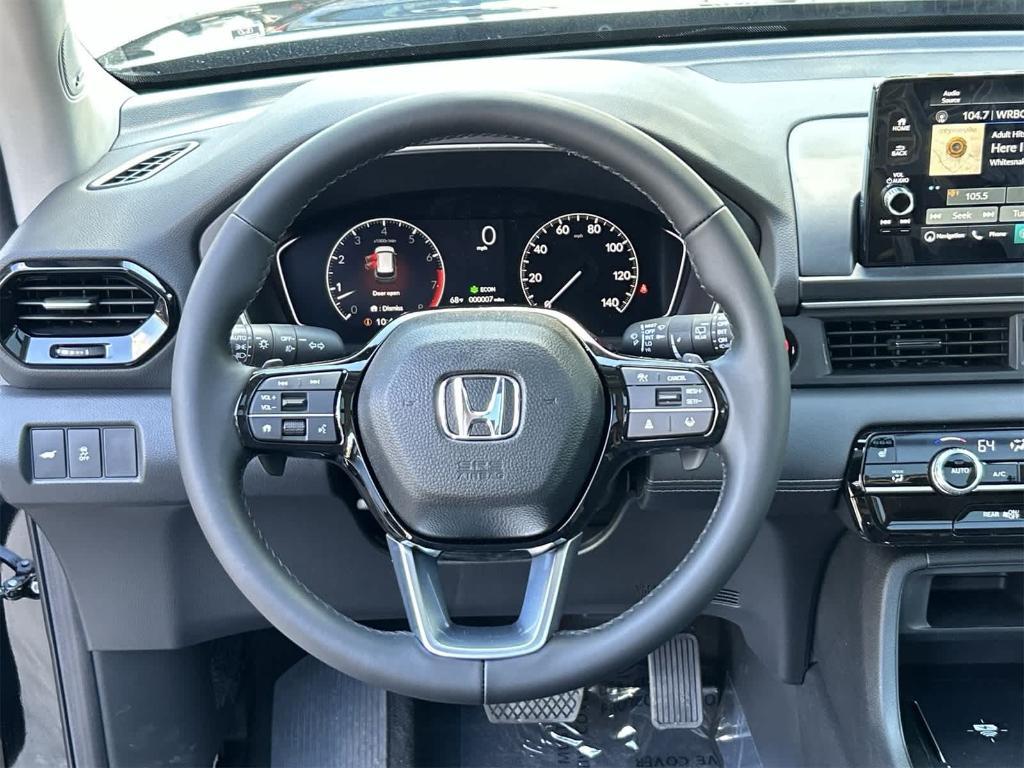 new 2025 Honda Pilot car, priced at $47,807