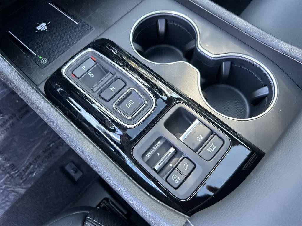 new 2025 Honda Pilot car, priced at $47,807