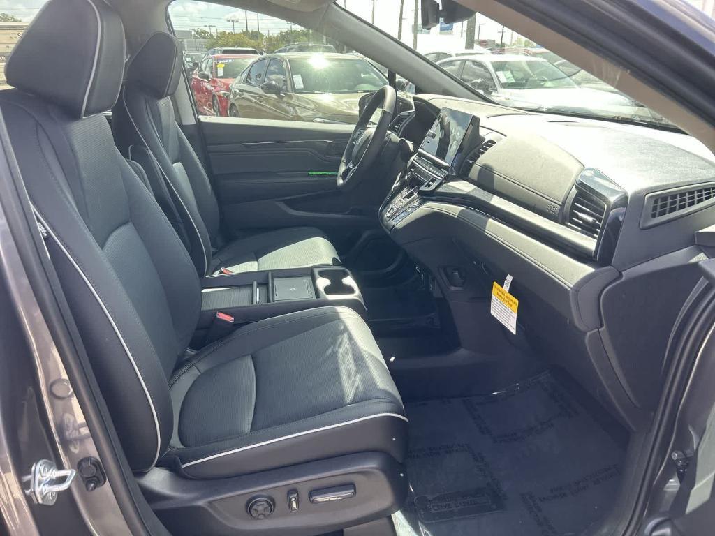 new 2026 Honda Odyssey car, priced at $49,308