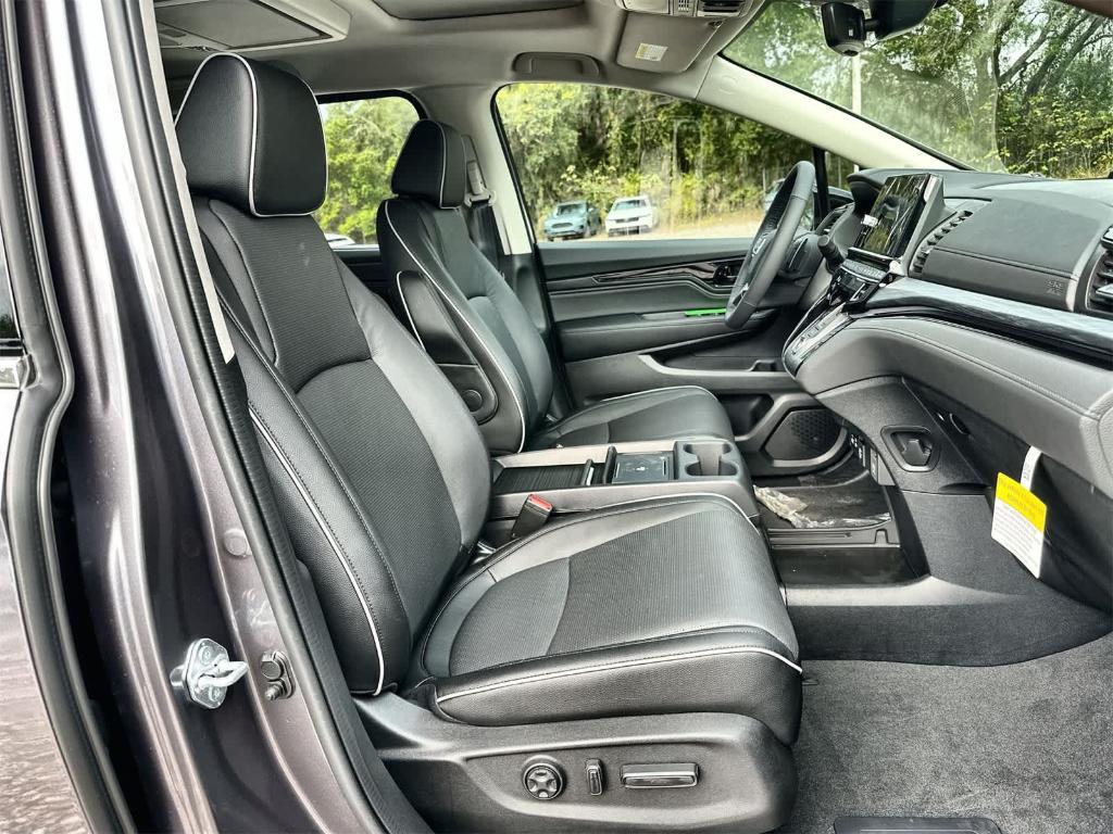 new 2026 Honda Odyssey car, priced at $49,307