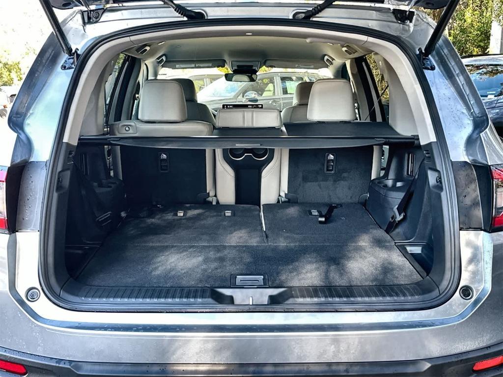 new 2026 Honda Pilot car, priced at $44,107