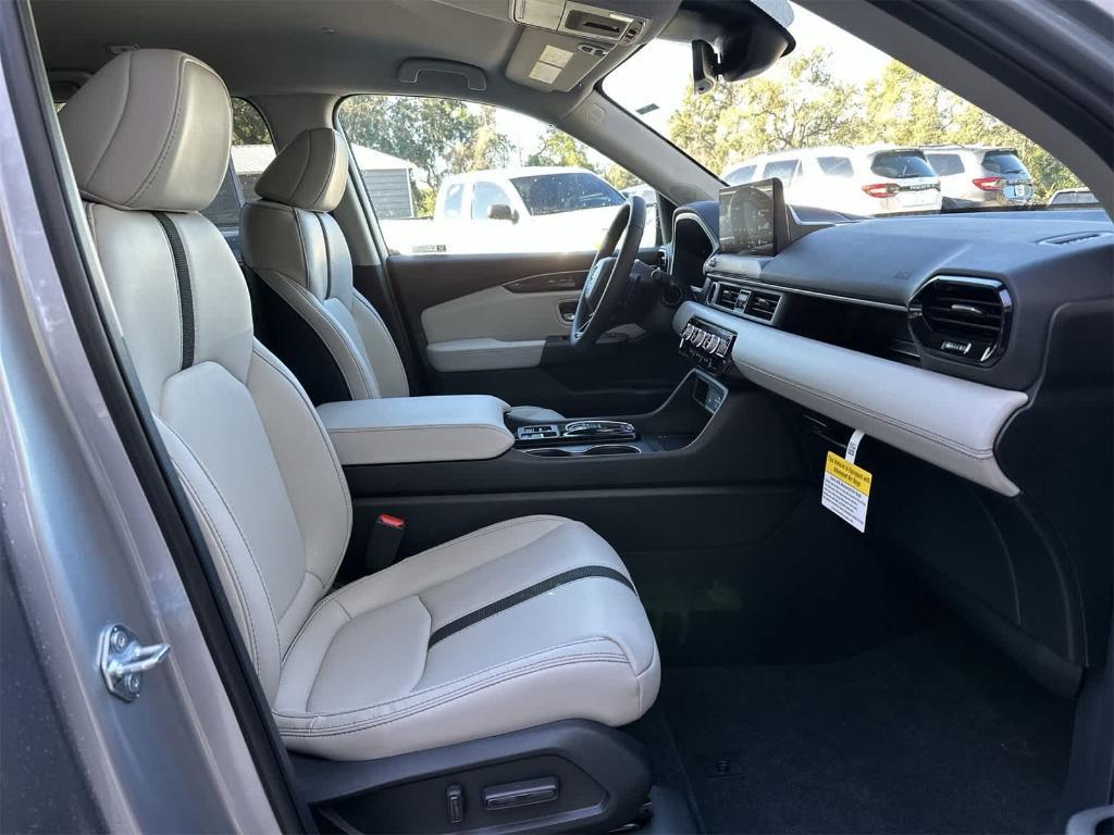 new 2026 Honda Pilot car, priced at $44,107