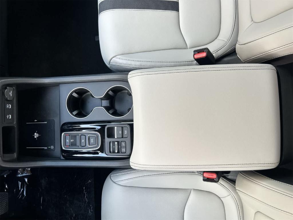 new 2026 Honda Pilot car, priced at $43,971