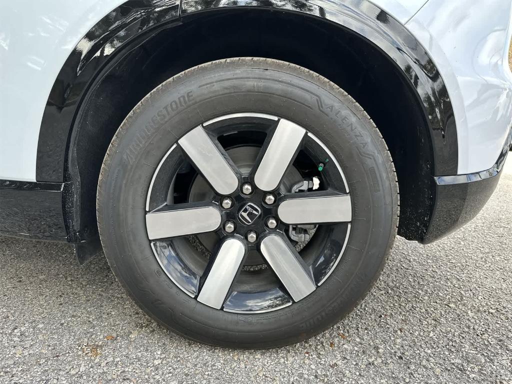 new 2026 Honda Prologue car, priced at $46,603