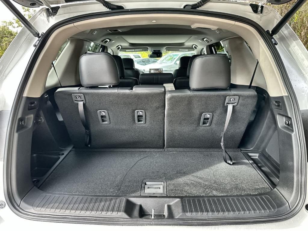 new 2025 Honda Pilot car, priced at $46,596