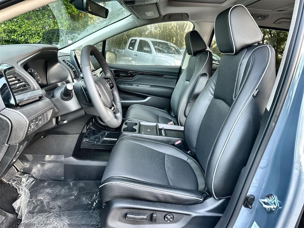 new 2026 Honda Odyssey car, priced at $49,734