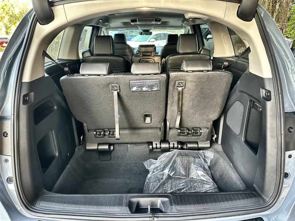 new 2026 Honda Odyssey car, priced at $49,734