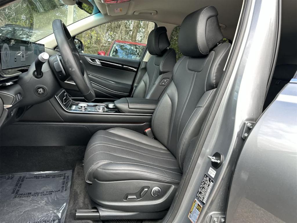 used 2025 Genesis GV80 car, priced at $43,977