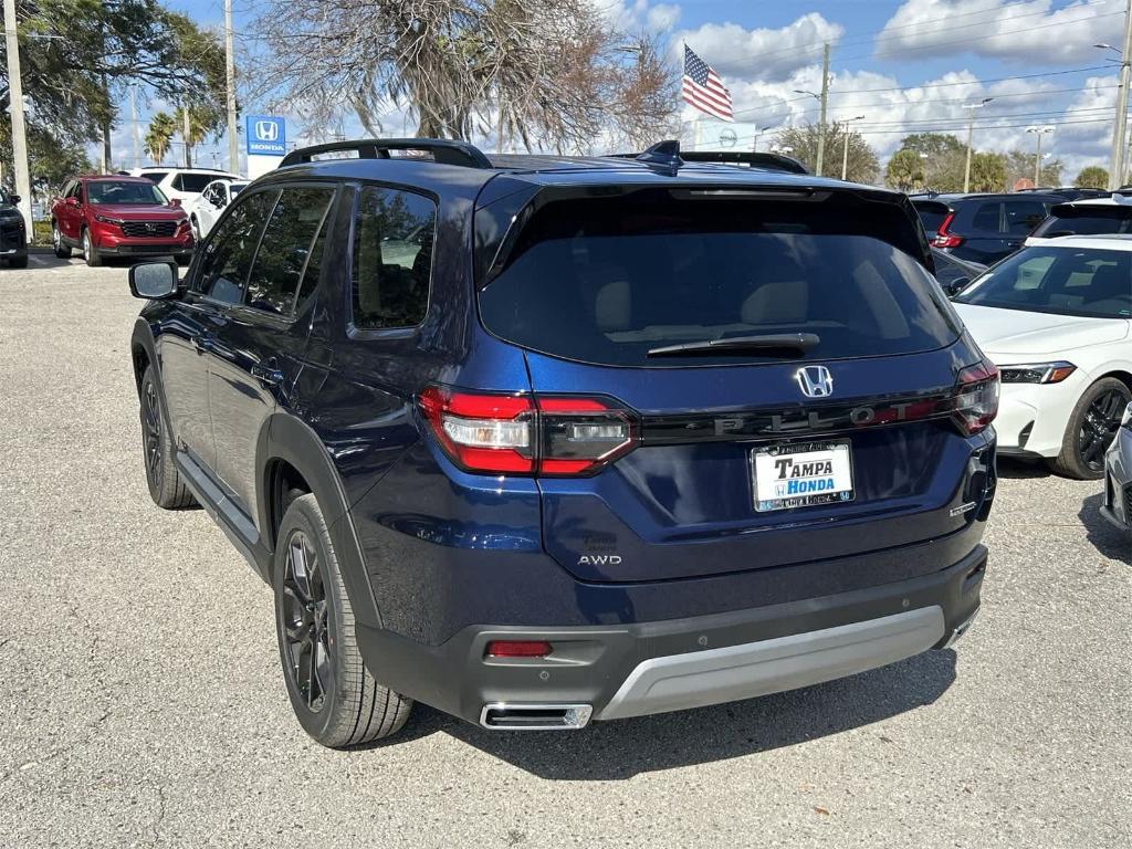 new 2025 Honda Pilot car, priced at $48,220