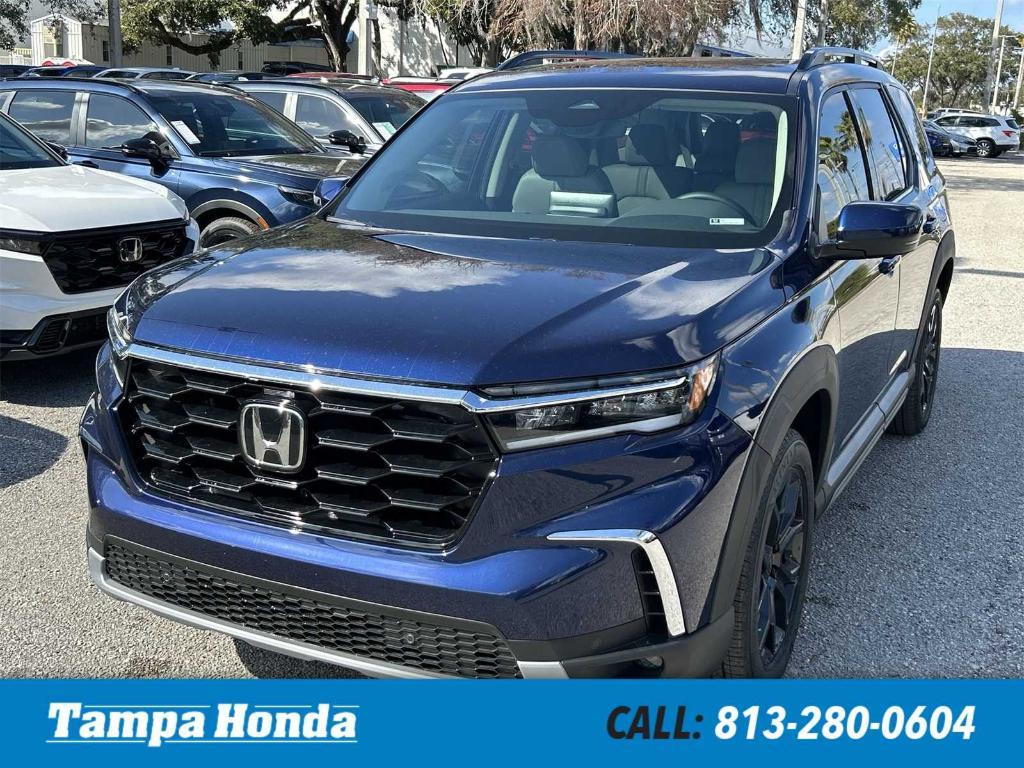 new 2025 Honda Pilot car, priced at $48,220