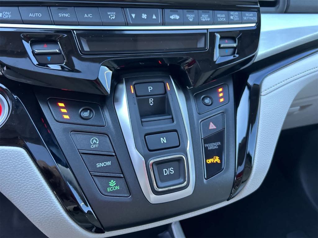 new 2026 Honda Odyssey car, priced at $45,662