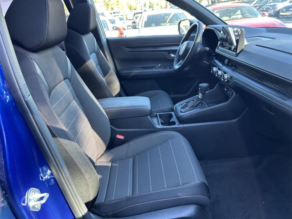 new 2025 Honda CR-V Hybrid car, priced at $36,455